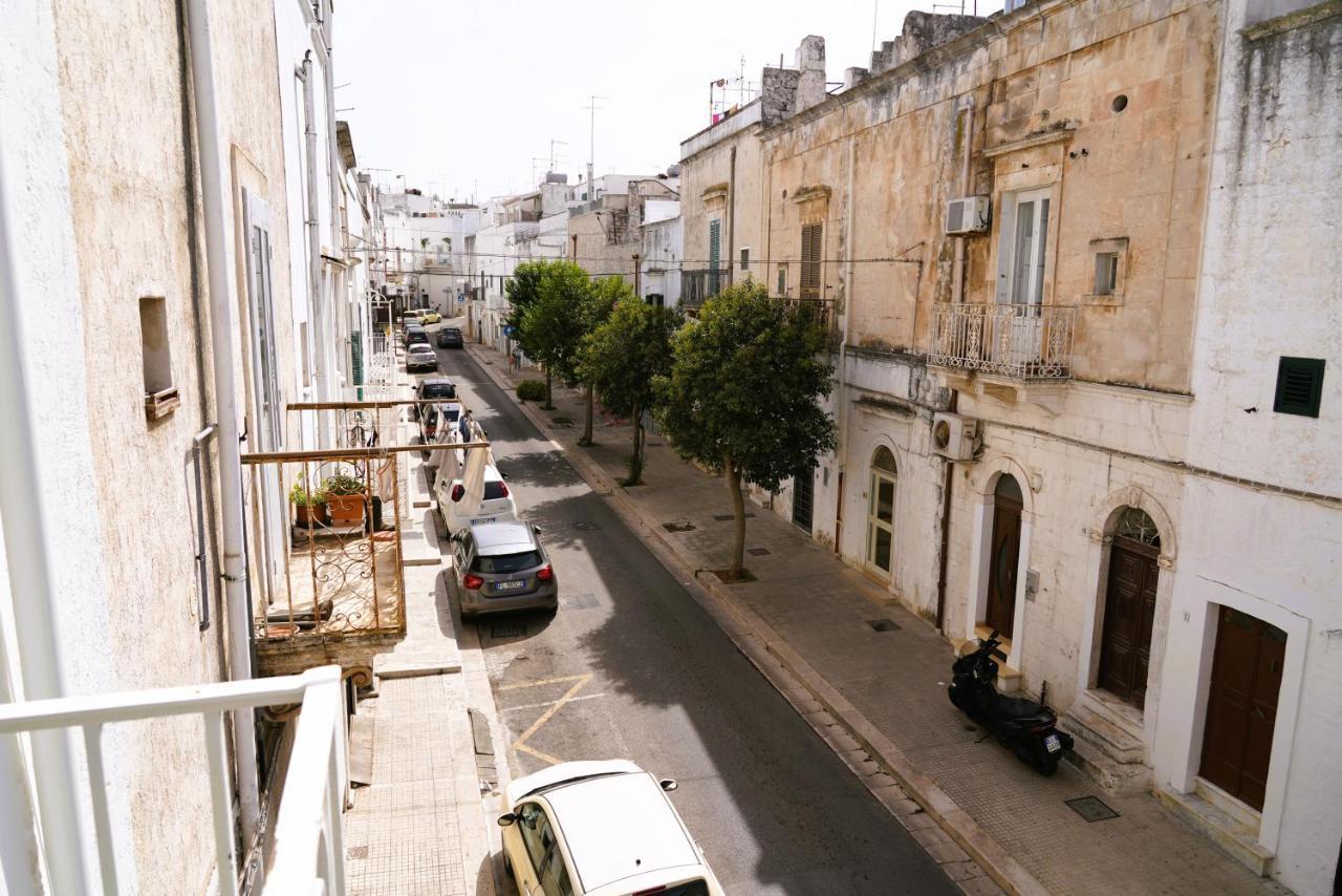 Domus Magistri - A Pochi Passi Dal Centro Storico Villa Ostuni Buitenkant foto