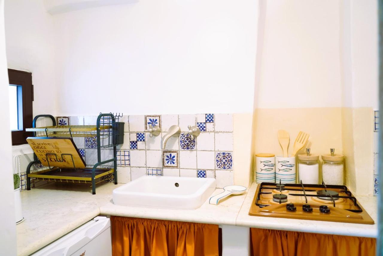 Domus Magistri - A Pochi Passi Dal Centro Storico Villa Ostuni Buitenkant foto